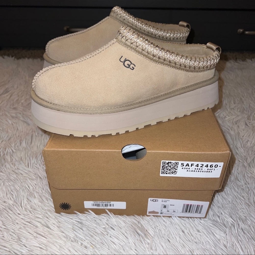 Ugg Tazz slippers